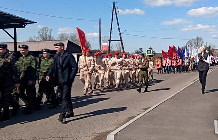 Праздничное шествие 9 мая село Каратузское