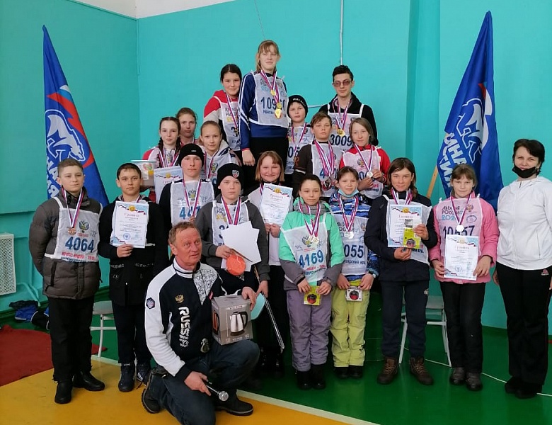 В Каратузской школе прошли соревнования по конькобежному спорту